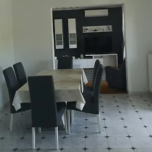 Alenka Apartmán