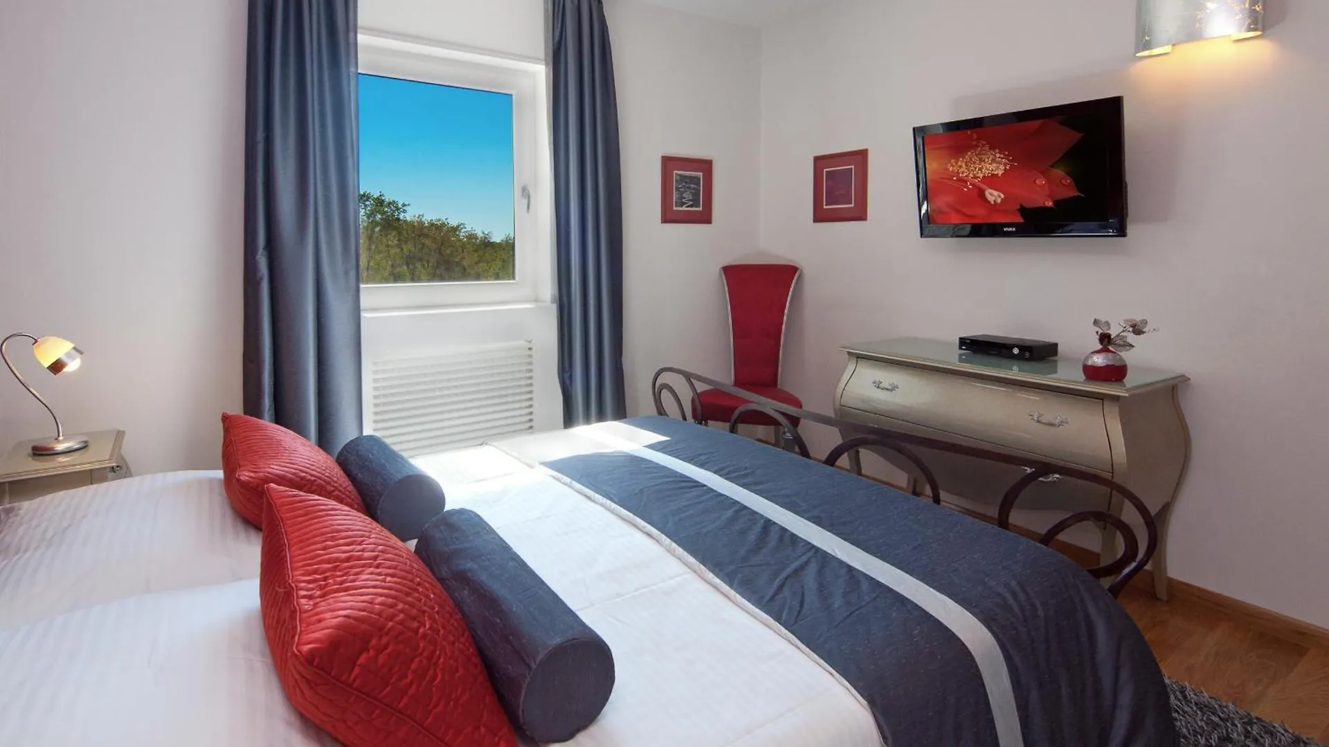 Villa Vlastelini I Near Labin With Large Garden For Families