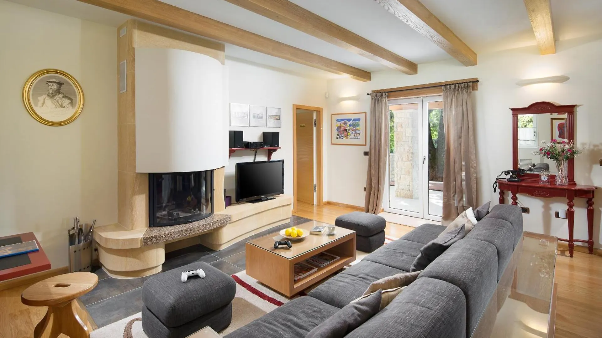 Villa Vlastelini I Near Labin With Large Garden For Families