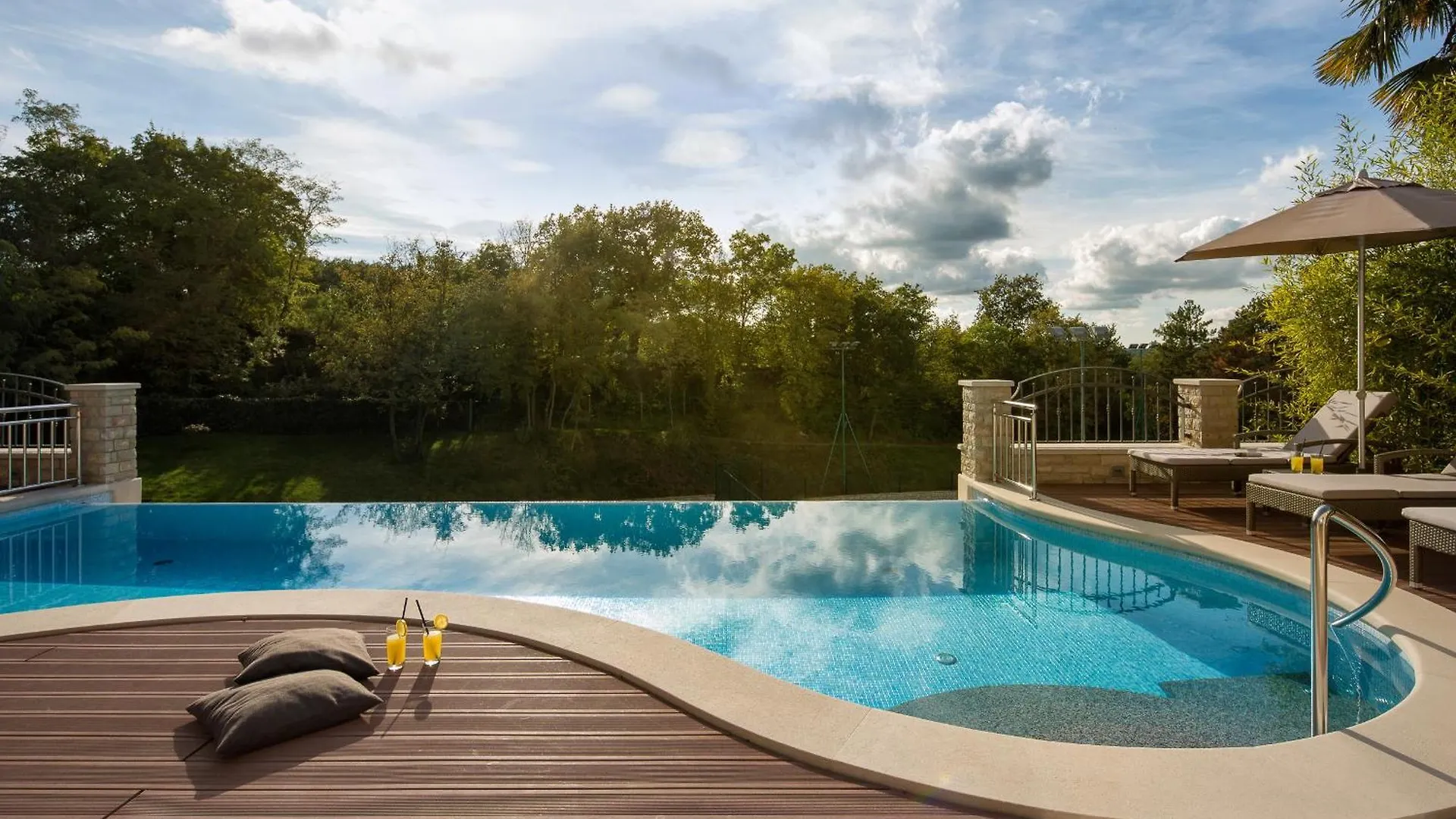 Villa Vlastelini I Near Labin With Large Garden For Families